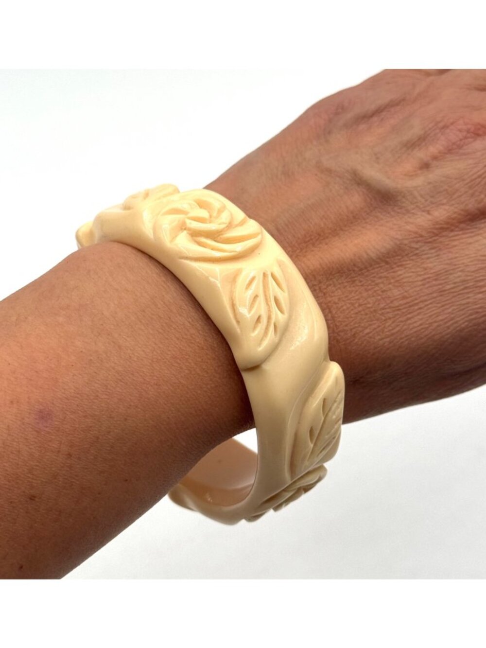 Vintage Carved Plastic Bangle Bracelet Flower Leaves
